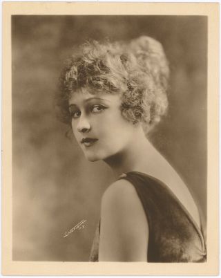 Elegant Swedish Silent Film Star Anna Q Nilsson Antique 1910s Glamour Photograph