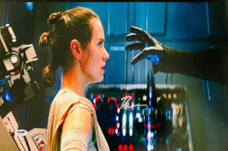 Daisy Ridley Signed Star Wars 12x18 Photo - Autographed Rey Psa Dna 3