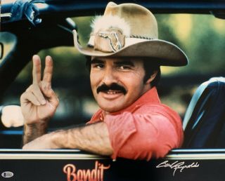 Burt Reynolds Smokey And The Bandit Signed 16x20 Photo Peace - Beckett Bas