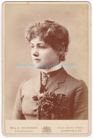 Victorian Stage Actress Agnes Lyndon.  W & D Downey Cabinet Photo