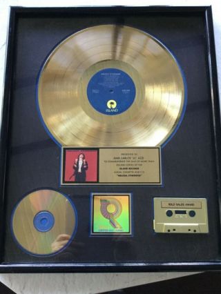 Melissa Etheridge.  Riaa Award For For Sales Of 500,  000 Lp,  Cassette & Cd