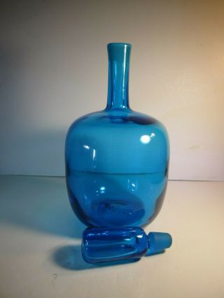 VTG Blenko Large Blue Decanter With Rounded Base & Long Neck Decanter Bottle Set 2