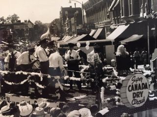 Hillsboro,  Illinois Mary Hartline& Circus Canada Dry Band,  Autographed 3