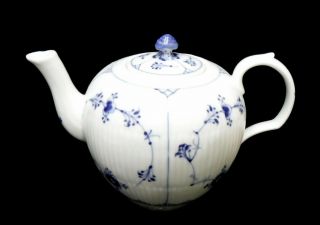 Royal Copenhagen Blue Fluted Plain Pattern Teapot & Lid 251 - 1st Quality