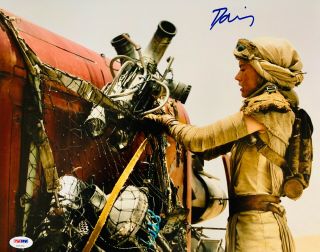 Daisy Ridley Signed Star Wars 11x14 Photo - Rey Beckett Psa Dna 65