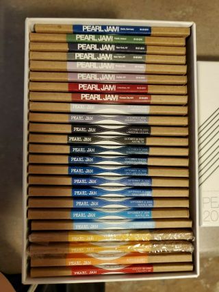 2009 / 2010 Tour Pearl Jam Official Bootleg Cds W/ 2010 Box