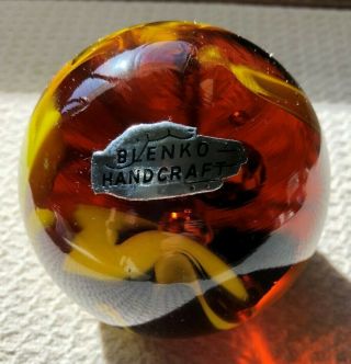 1970’s Blenko Amber With Yellow Swirl Handcrafted Glass Paperweight 68f Sphere