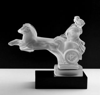 Art Deco Glass Car Mascot Figurine Queen of the Britis ' Boudicea ' H.  Hoffmann 2