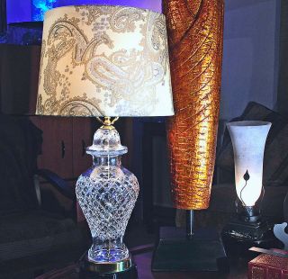 Flawless Vintage Waterford Marked Cut Glass Med.  Table Lamp