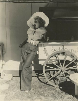 1933 Joan Crawford Art Deco Clarence Sinclair Bull Photograph Sun Hat 2