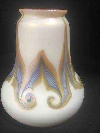 2 Of 3 Quezal Art Glass Pulled Feather lamp shade.  Steuben,  Durand. 4