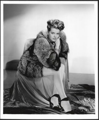 Tempting Starlet Janis Paige In Fur Vintage 1940s Glamour Photograph Bert Six