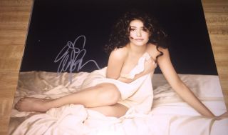 Emmy Rossum Hott Nude In Blanket Hand Signed 11x14 Photo Autograph Shameless