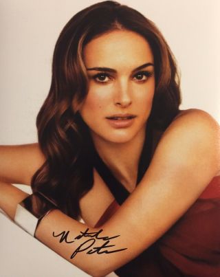 Natalie Portman Autograph Signed 8x10 Photo