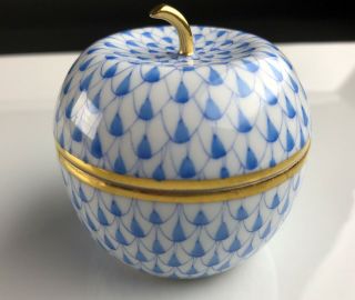 1996 Herend First Edition Szilvia Signed Apple Trinket Box Blue Fishnet 15385