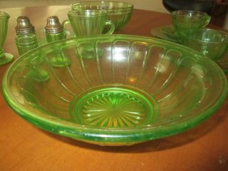 20 Piece Set Green Ribbon Includes Large 9 " Fruit Bowl - Early 1930 