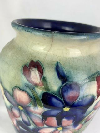 Vintage Moorcroft Art Pottery Vase 8 1/2 