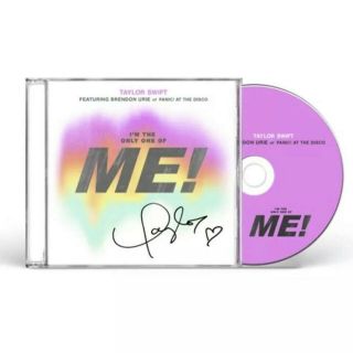 Taylor Swift Autograph Signed Lover Booklet,  Me Cd With