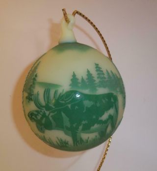 Kelsey Murphy Bomkamp Pilgrim Cameo Glass Burmese & Green Moose Ornament