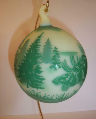 Kelsey Murphy Bomkamp Pilgrim Cameo Glass Burmese & Green Moose Ornament 2