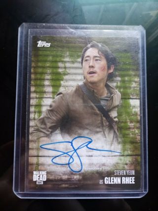 The Walking Dead Steven Yeun/glenn Rhee Mold On - Card Auto Topps Autograph 9/25