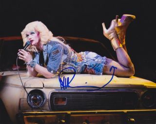 Neil Patrick Harris Signed Hedwig And The Angry Inch 8x10 Photo