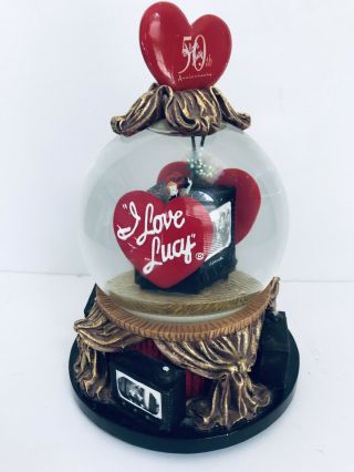 Vintage I Love Lucy Snow Globe 50th Anniversary Musical 8.  5 " Tall X 5.  75 " Base