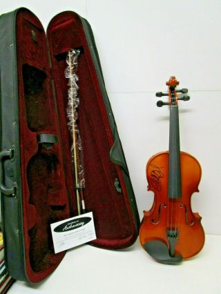 Charlie Daniels Autographed Fiddle In Case With 0642