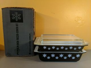 Vintage Pyrex 550 Black White Snowflake Space Saver & Lids Set