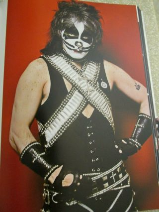 KISS SIGNED BOOK ALBUM - GENE SIMMONS ACE FREHLEY PETER CRISS PAUL STANLEY - RARE 8