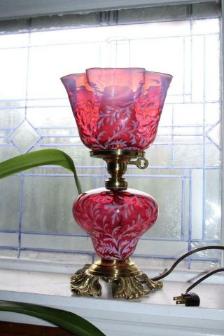 Vintage Fenton Cranberry Glass Daisy And Fern Lamp