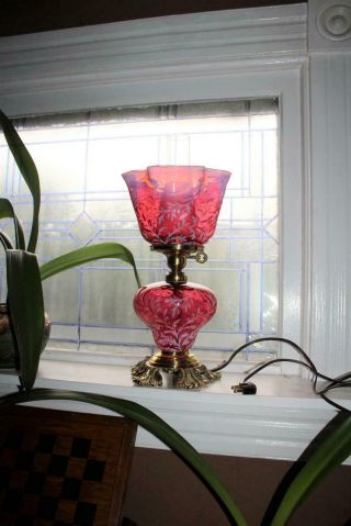 Vintage Fenton Cranberry Glass Daisy and Fern Lamp 5