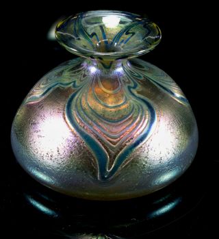 Iridescent Robert Held Art Glass Vase Made In Canada Signed