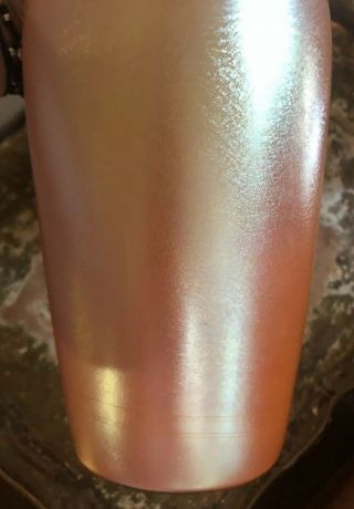 Vintage Iridescent Gold Durand Art Glass Vase 10.  25” Tall W/ Label 7