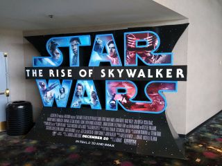 Star Wars Rise Of Skywalker Movie Standee