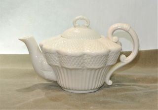 Vintage Belleek Irish Porcelain Erne Teapot 2nd Black Mark