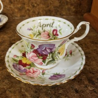 8 Out Of 12 Royal Albert Flowers Of The Month Series Tea Cups And Saucers 4