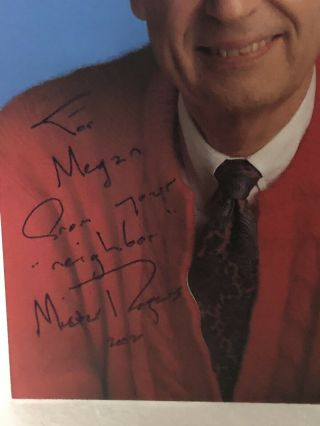 Signed Mister Rogers Neighborhood 5 x 7 Photo Mr.  Fred Rogers PBS Autograph 5