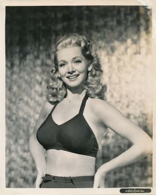 Carole Landis 1940s 8 X 10 Sexy Buxom Glamour Cheesecake Photo Vv