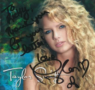 Taylor Swift Signed Cd Cover Auto Photo