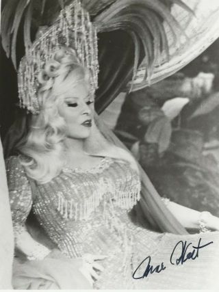 Mae West Autographed 8 X 10 Photo - Sexy Lady Of The Movie Screen - June 1980