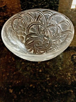 Lalique Crystal Pinsons Coupe Finch Bowl 9 1/4 " Diameter Signed
