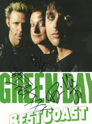 Green Day autographed concert poster 2013 Billie Joe Armstrong,  Mike Dirnt 4