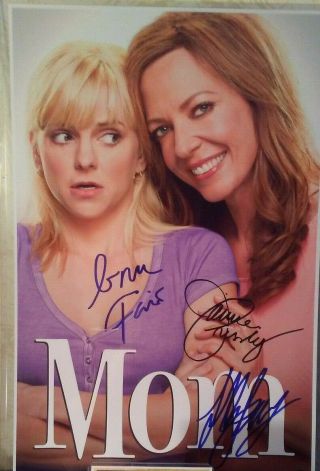 Autographed Poster Of The Series Mom_anna Faris - Allison Janney,  C.  O.  A.