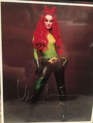 Uma Thurman Poison Ivy Batman & Robin Autographed 8x10