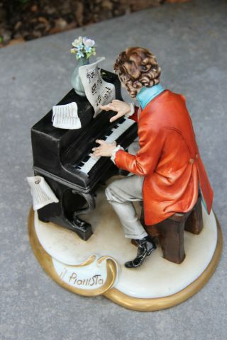 Capodimonte Tyche TOSCA il pianista porcelain Statue figurine piano 2