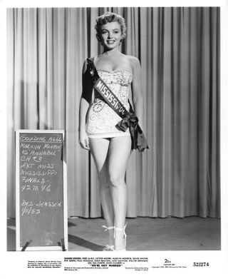 Marilyn Monroe Mississippi Beauty Queen Wardrobe Test Vintage Photo
