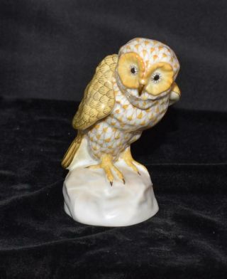 Herend Figurine - Owl On Rock - 5106 - Butterscotch Fishnet - 4.  75 " H -