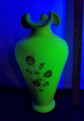 Fenton Glass Burmese Vase Handpainted And Artist Signed K.  Brightbill