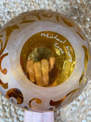 Michael Weems Signed 2004 Etched Art Glass Flower Vase Bowl Amber Round 4